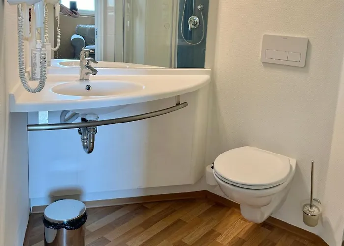 Hotel apartamentowy Airport Free Shuttle And Parking 3*