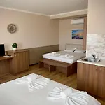 Airportstay Bg - Free Shuttle And Own Parking 3* Σόφια