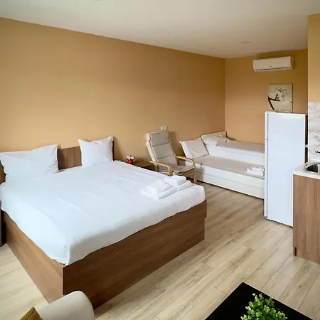 Aparthotel Airportstay Bg - Free Shuttle And Own Parking Sofie