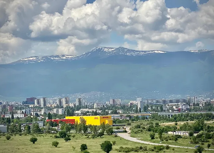 Airport Free Shuttle And Parking