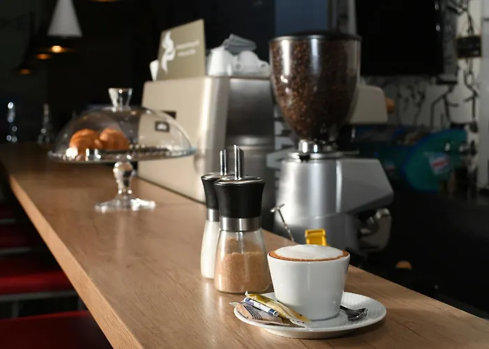 Airport Free Shuttle And Parking Appart hôtel