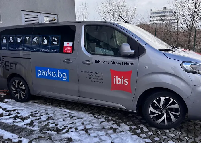 Airportstay Bg - Free Shuttle And Own Parking София