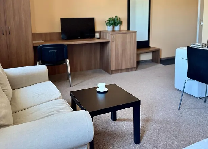 Airportstay Bg - Free Shuttle And Own Parking Σόφια