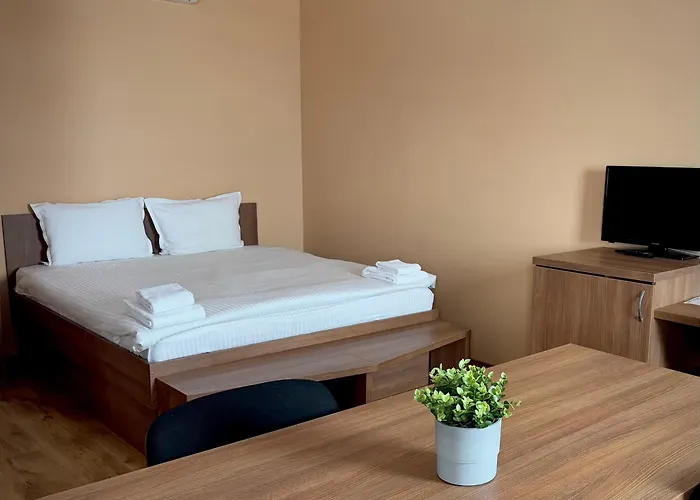 Airportstay Bg - Free Shuttle And Own Parking 3* Σόφια