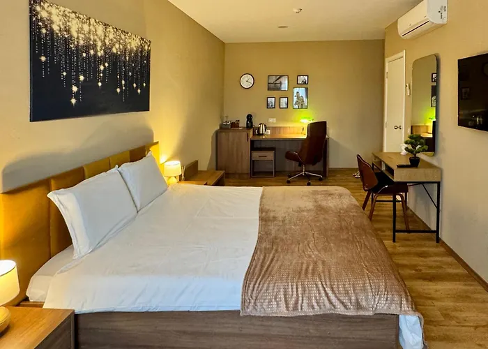 Airportstay Bg - Free Shuttle And Own Parking Ξενοδοχείο με διαμερίσματα 3*